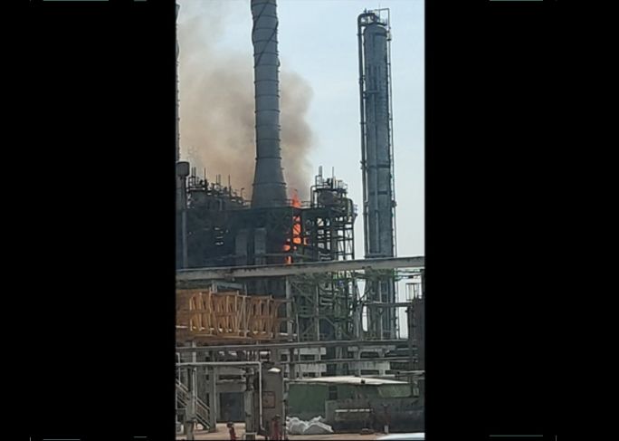 La Jornada Maya Nacional La Jornada Incendio En Planta De Etileno