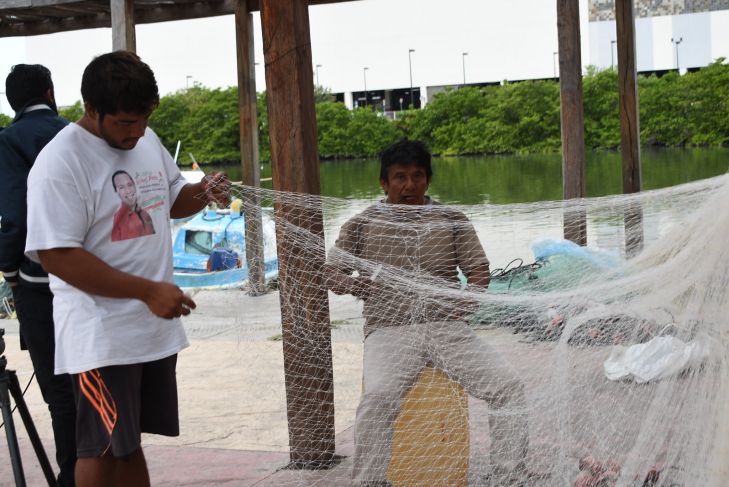 La Jornada Maya Campeche Jairo Maga A Pescadores Campechanos A