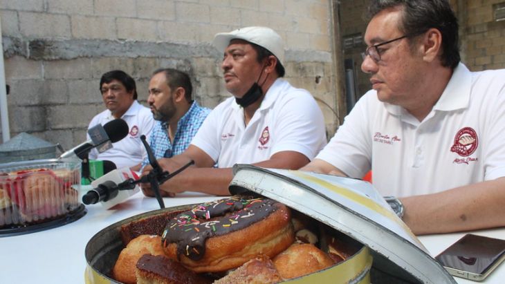 La Jornada Maya Campeche Jairo Maga A Feria Del Pan Ser