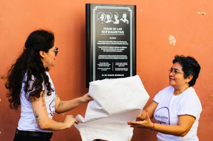 La Jornada Maya Yucat N Cecilia Abreu Colocan Placa Para