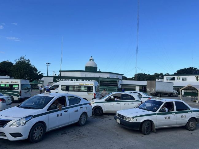 La Jornada Maya Quintana Roo La Jornada Maya Taxistas Acaparan