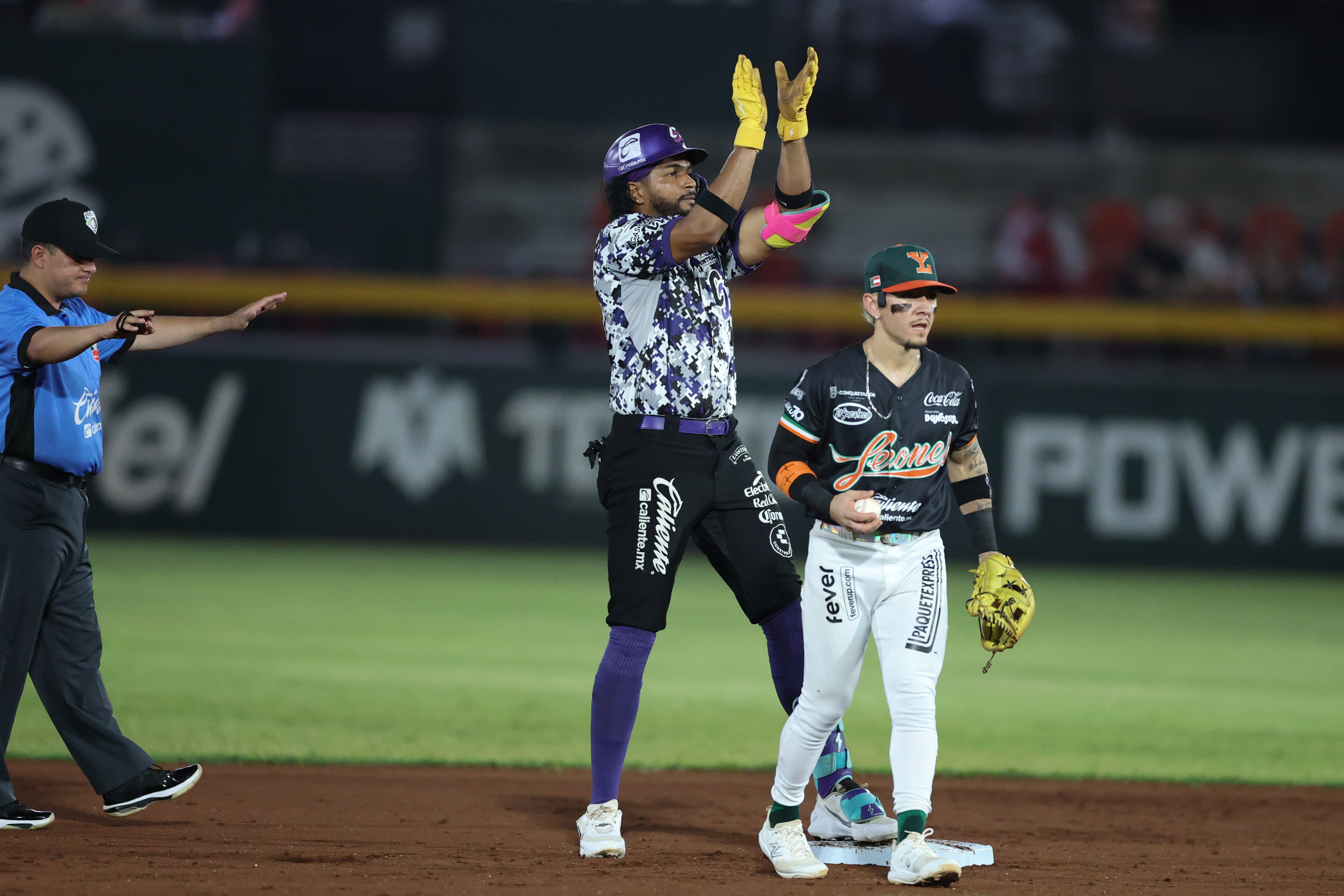 Querétaro vence 7-4 a los Leones y se queda con la serie en el Kukulcán