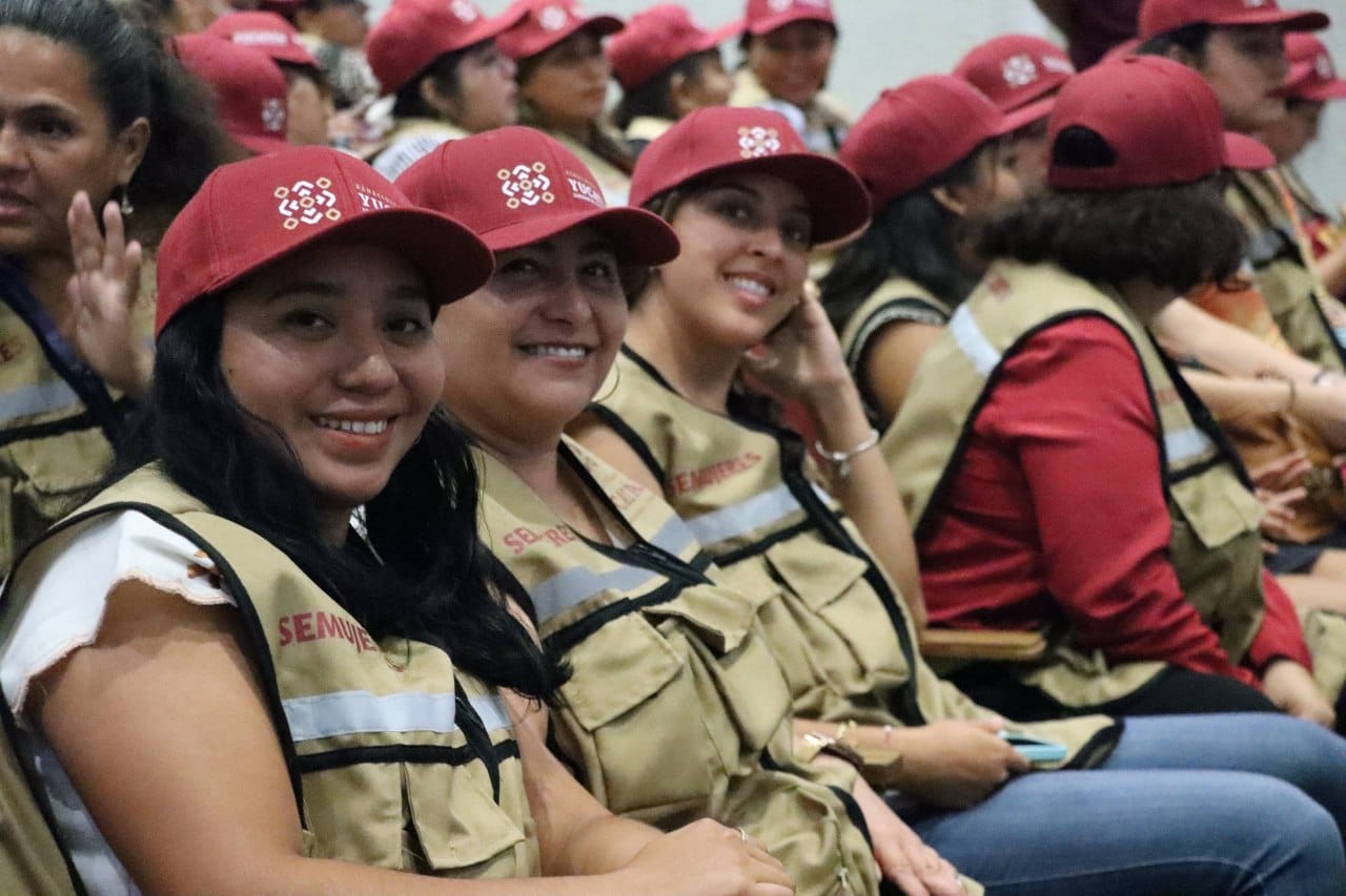 100 promotoras llevan prevención de la violencia a 45 municipios de Yucatán