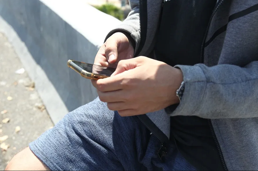 No más spam: Multas de hasta 2 mdp por acoso telefónico de bancos y comercios, aprueba Senado