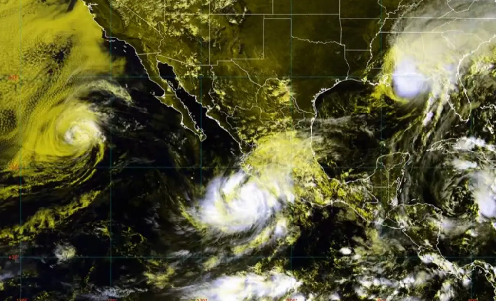 'Simon' podría impactar Jalisco como categoría 4 y dejar lluvias extraordinarias en varios estados: SMN