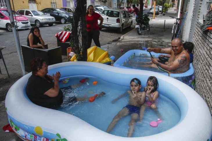 La Jornada Maya | Nacional | La Jornada | Sábado de Gloria sin sanciones  por desperdicio de agua en CDMX