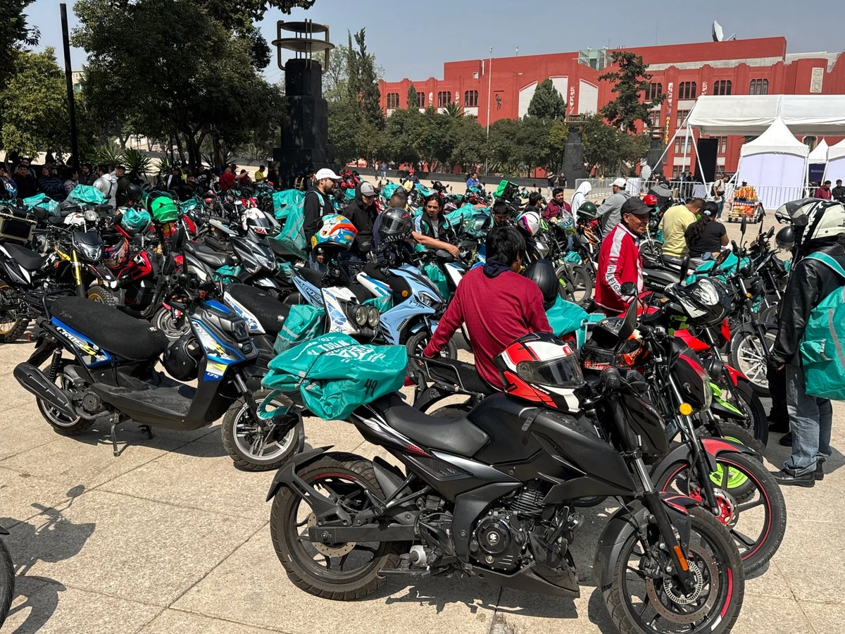 Valida la Corte cobro del 2 por ciento a plataformas digitales de entrega de alimentos en CDMX