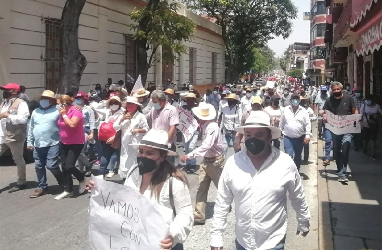La Jornada Maya | Nacional | La Jornada | Marchan en favor de Félix ...