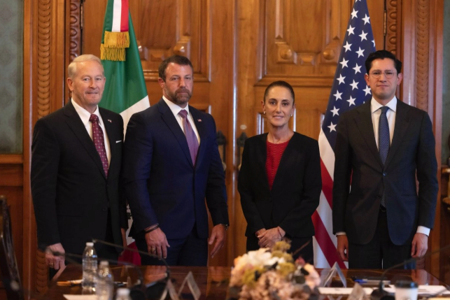 Sheinbaum reafirma colaboración bilateral en reunión con secretario de Seguridad de EU, Markwayne Mullin