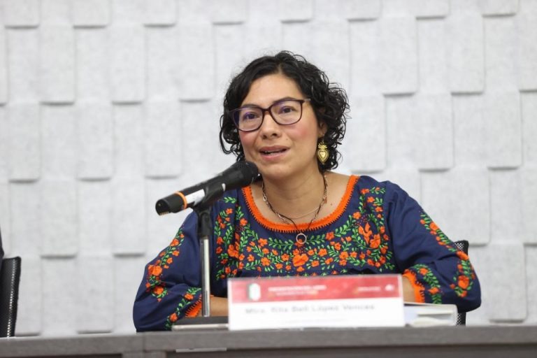 Rita Bell López, consejera del INE, revela que fue amenazada por no apoyar proyectos de Taddei