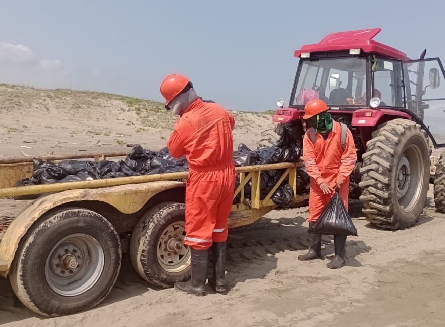 Observatorio del Golfo: Sheinbaum se reunirá con investigadores tras derrames de hidrocarburos