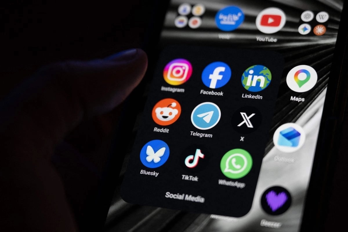 Tribunal de Francia bloquea ley que prohibía a personas menores de 15 años usar redes sociales