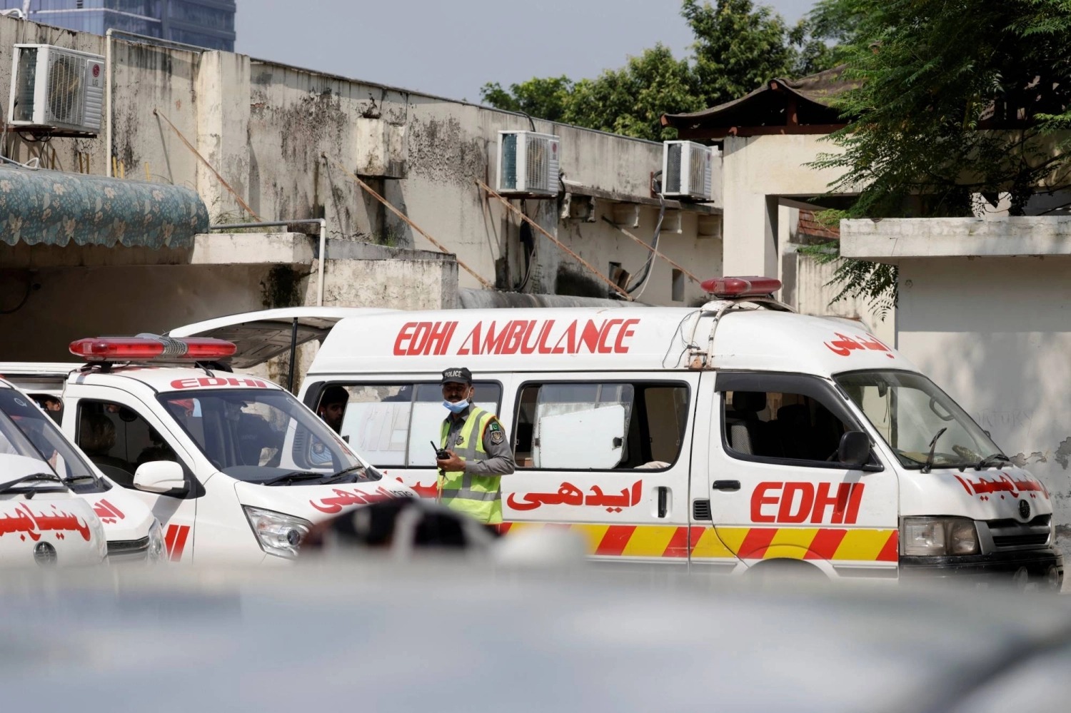 Incendio en sala de recién nacidos de un hospital mata a 14 bebés en la capital de Pakistán