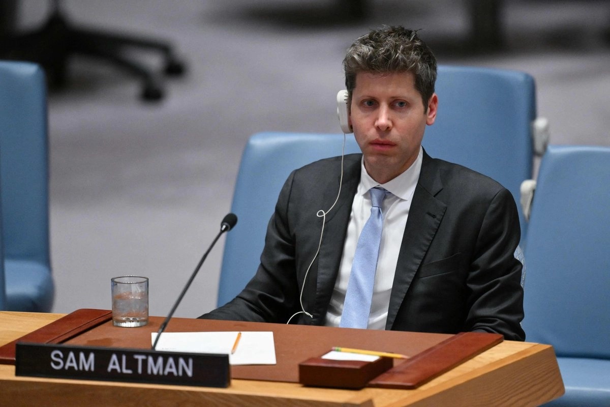 Líderes de IA advierten a ONU de riesgos para seguridad mientras sistemas se vuelven más potentes