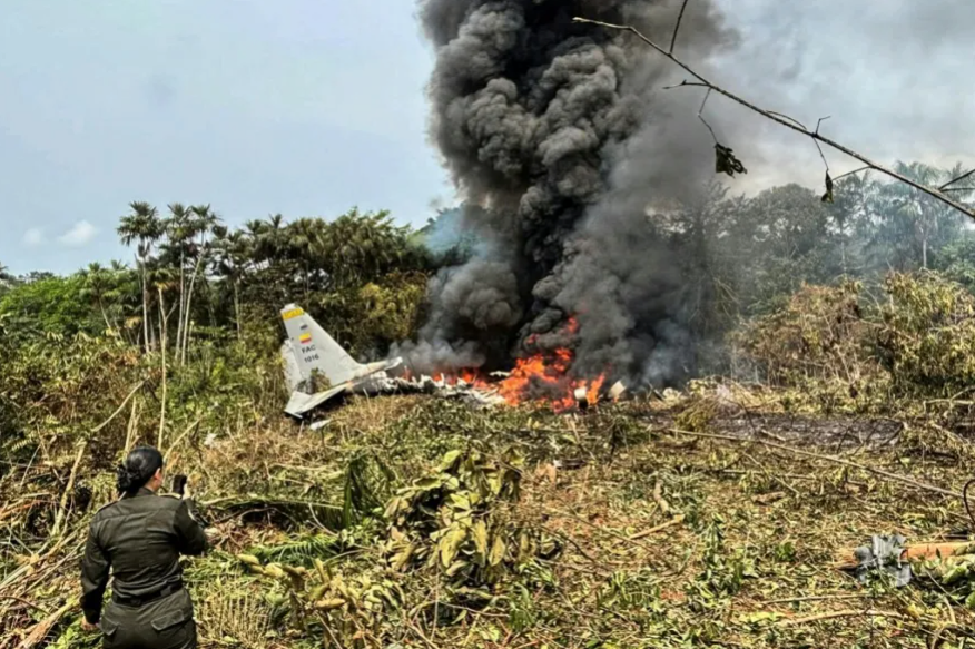 Cae avión Hércules de la Fuerza Aérea Colombiana; hay al menos 34 muertos