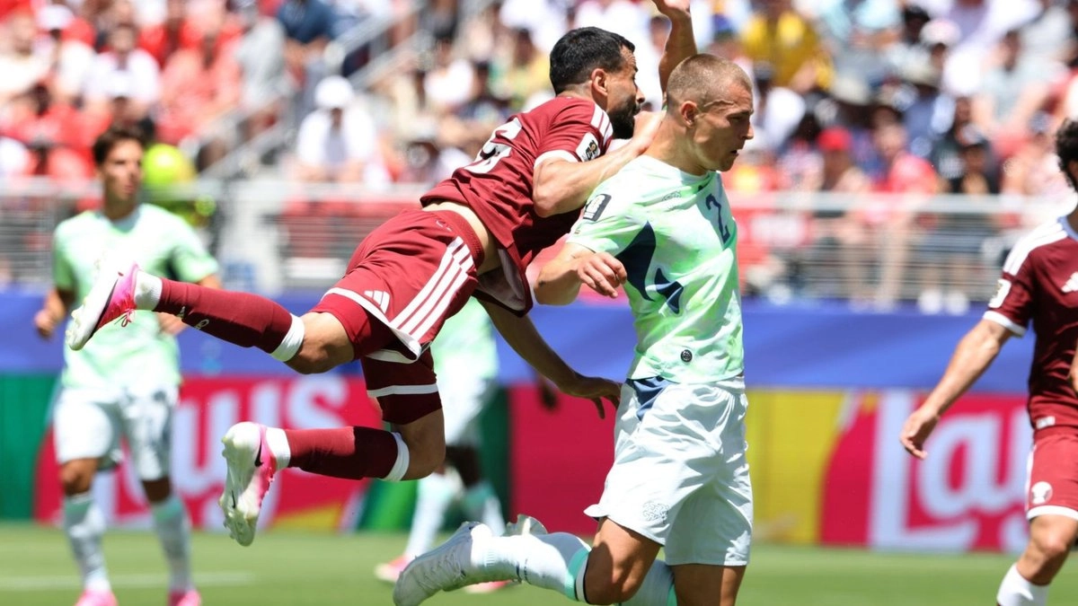 Qatar rescata histórico empate 1-1 frente a Suiza entre gradas semivacías