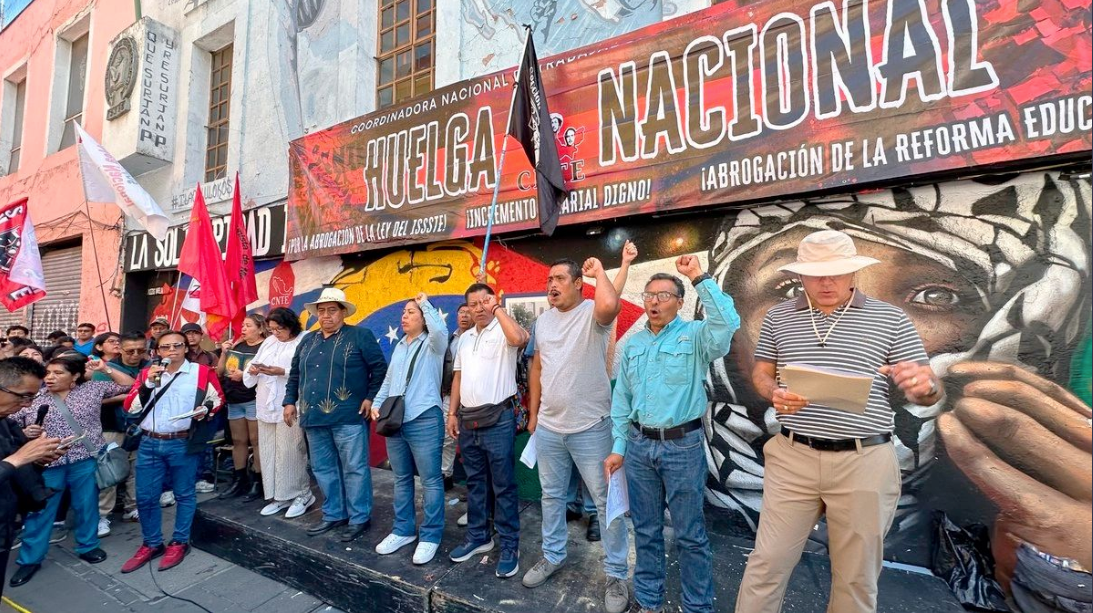 CNTE, huelga y la danza de 800 millones