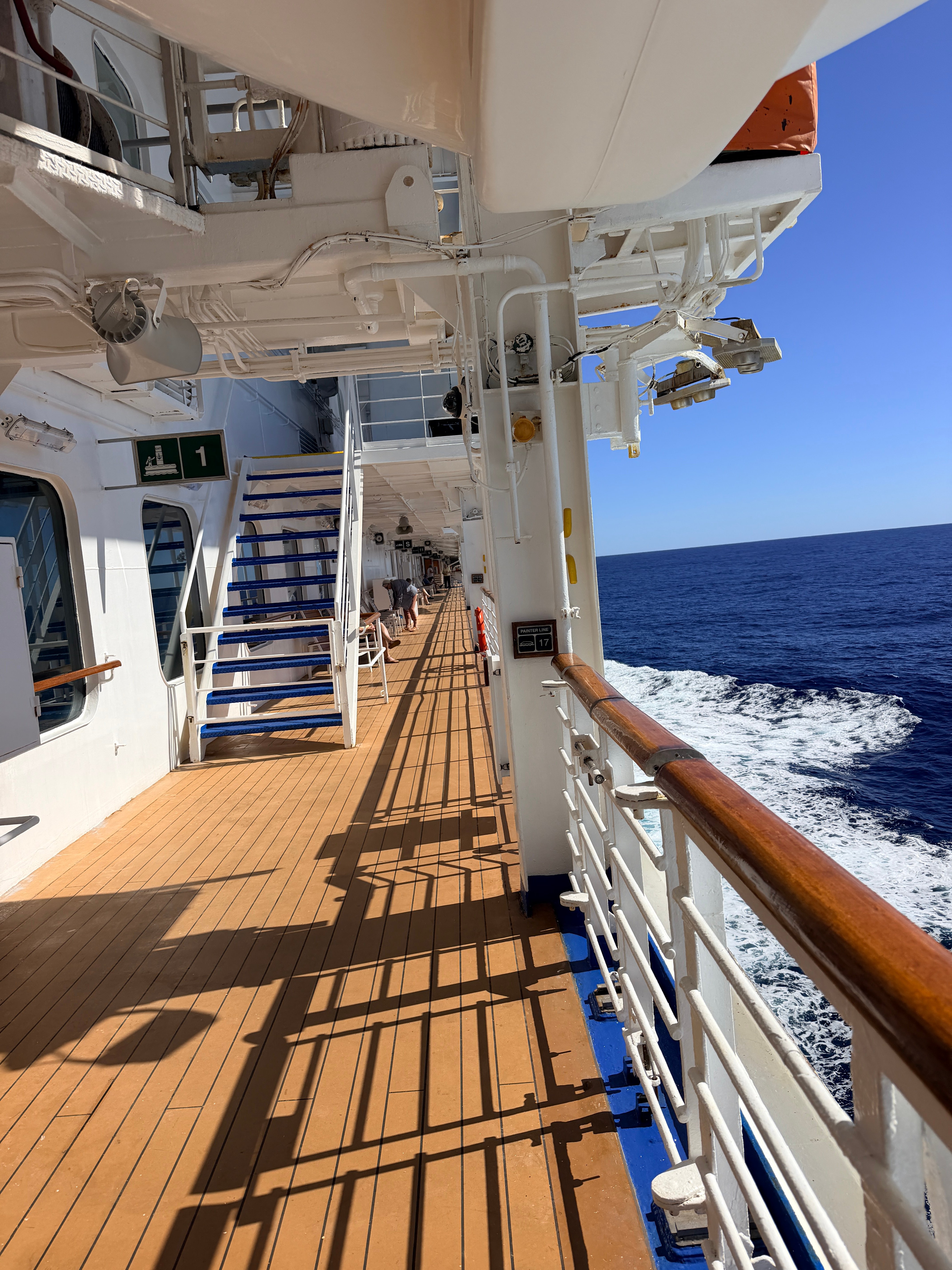 Aventuras en un crucero. Primera parte de dos