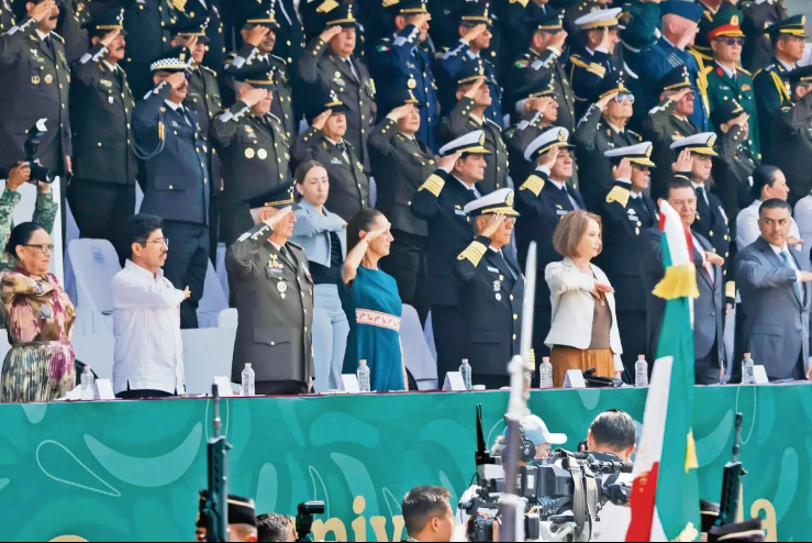 México, libre y en pie