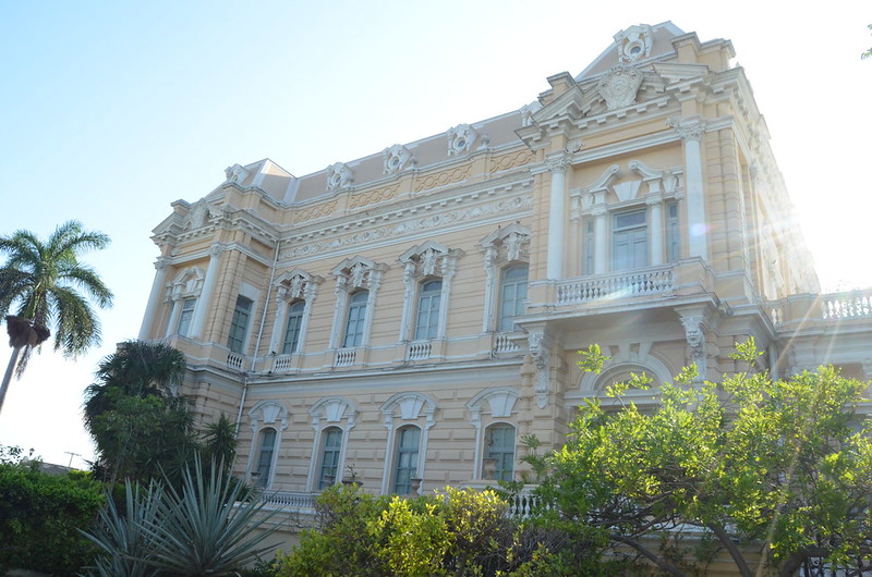 El color en las fachadas del Palacio Cantón