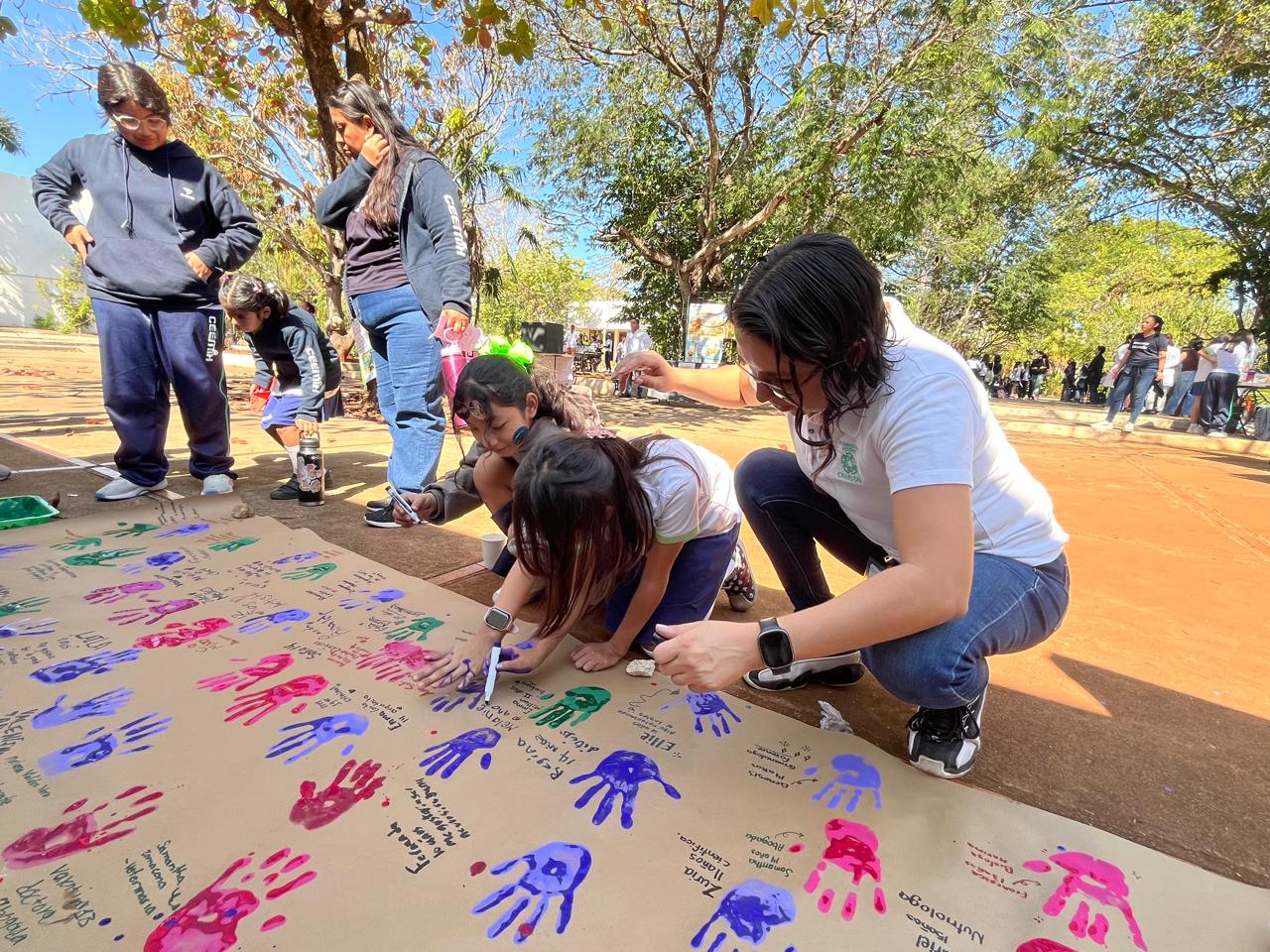 11F: En Yucatán cómo llegan sus niñas y sus mujeres