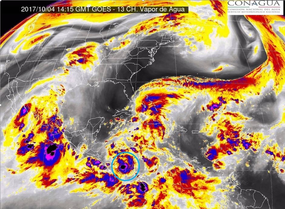 Coronan a los Reyes Adulto Mayor del Carnaval Mérida 2020
