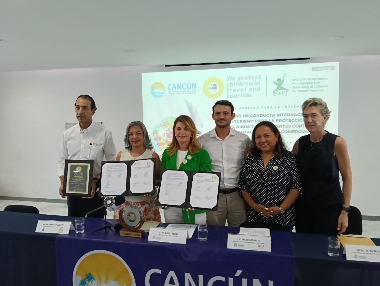 Hoteleros de Quintana Roo implementarán código de conducta para la protección de niñeces