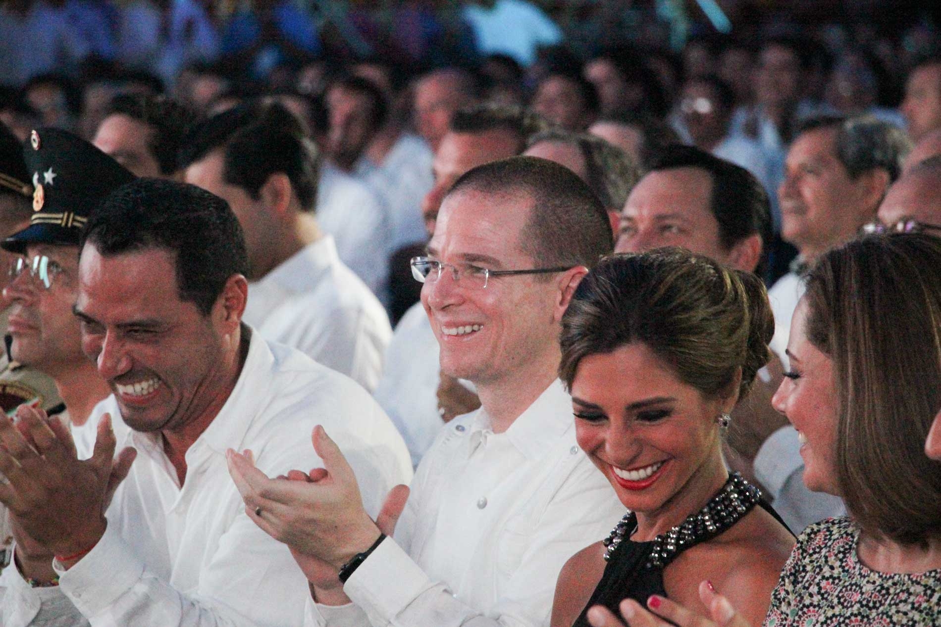 Sin lluvia, pero casi desairado