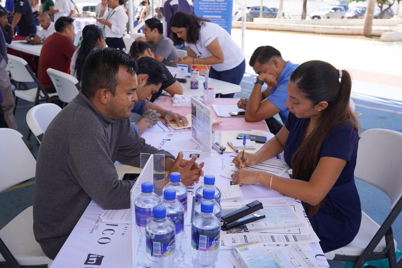 Acercan más de 300 vacantes a Puerto Aventuras con la Feria Municipal del Empleo