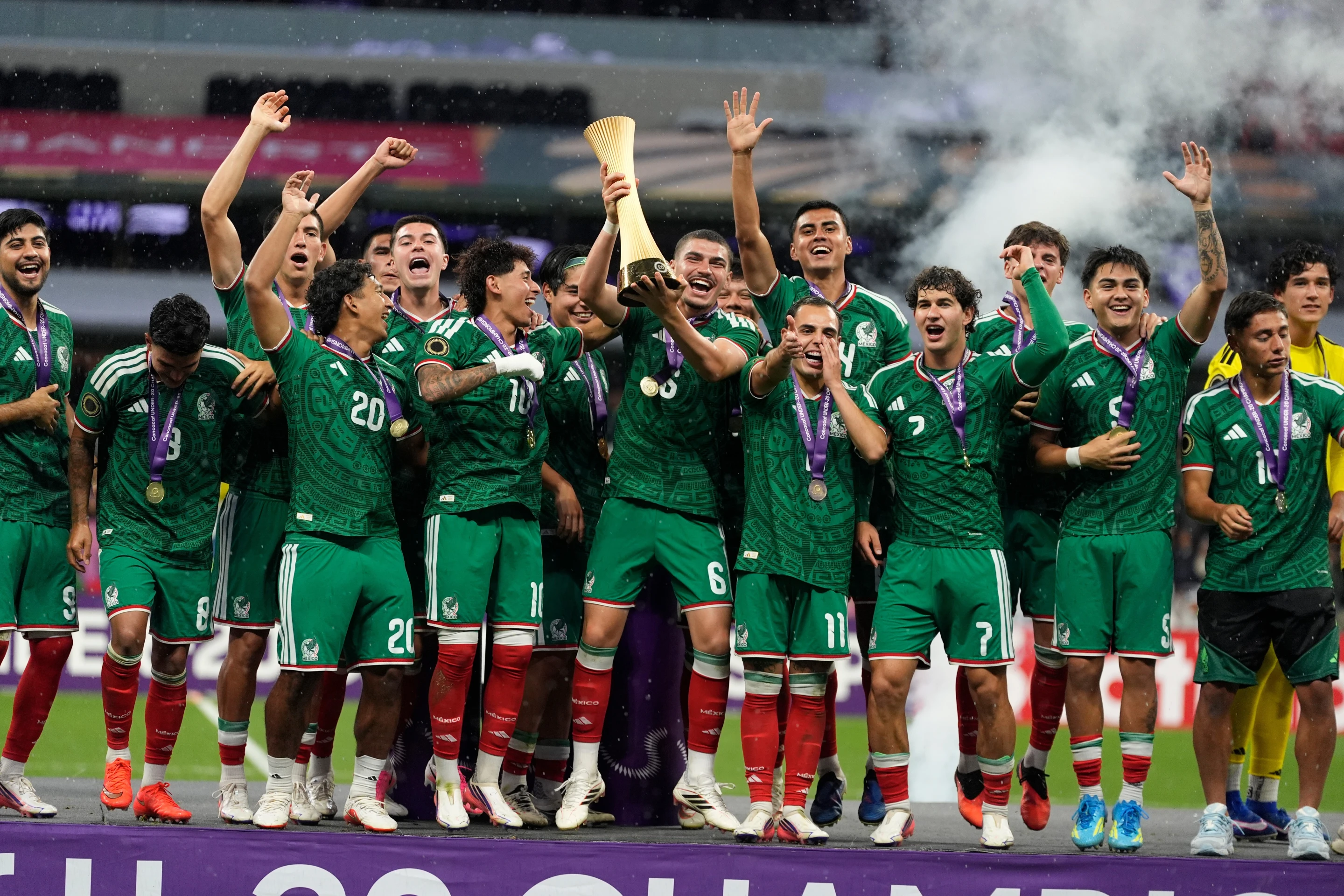 México derrota 2-0 a Estados Unidos para refrendar su título Sub-20 de la Concacaf
