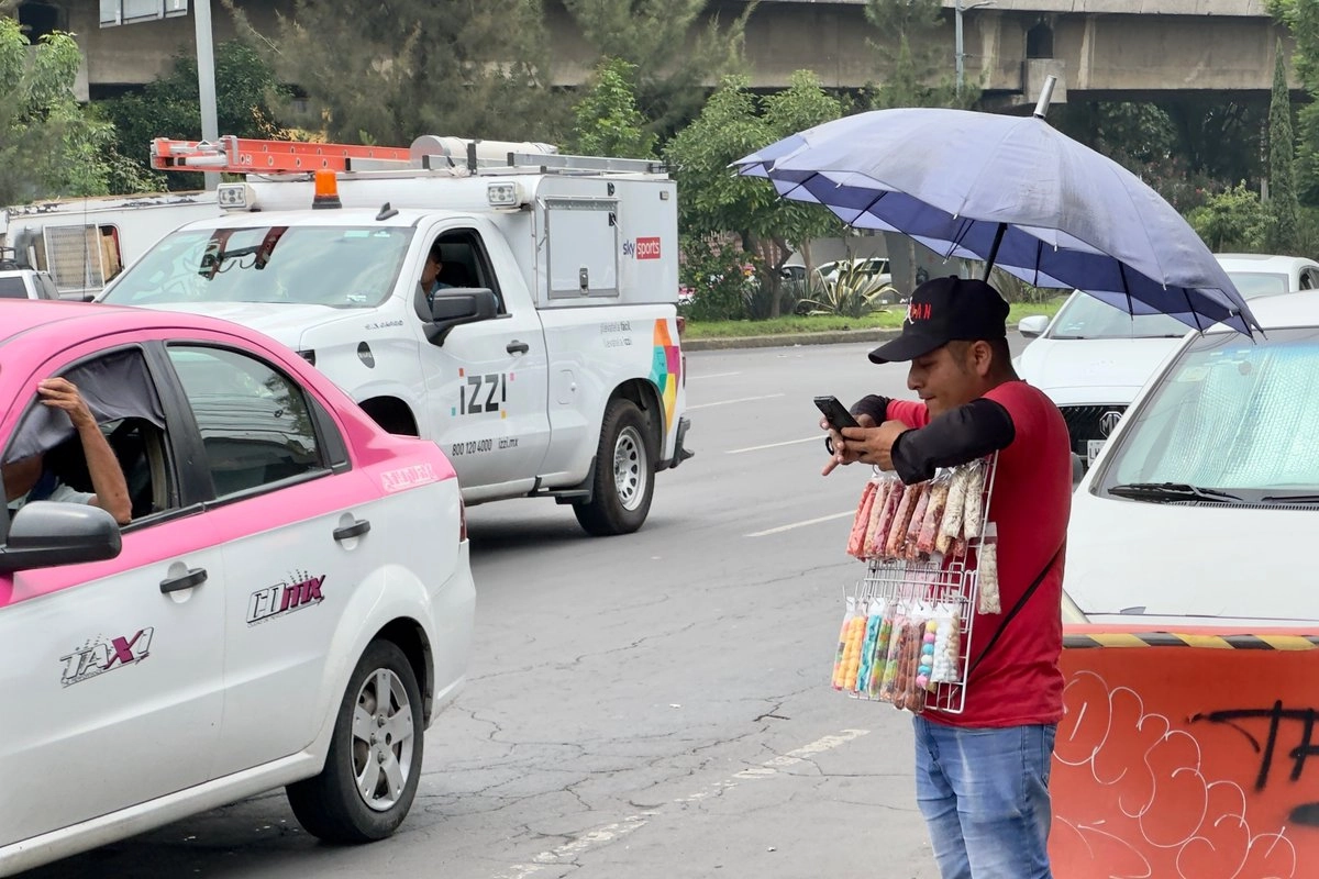 Registro con CURP cobra factura: desactivan 4.9 millones de líneas de celular en México