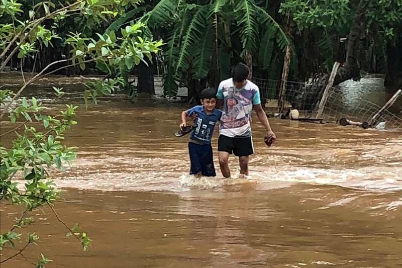 Vila Dosal pide a Sedatu que apoyo de Fonden llegue a más afectados por 'Cristóbal'