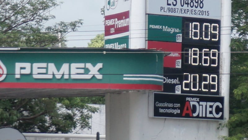 Vecinos de Plan Chac, Colonial Campeche protestan por gasolinera 