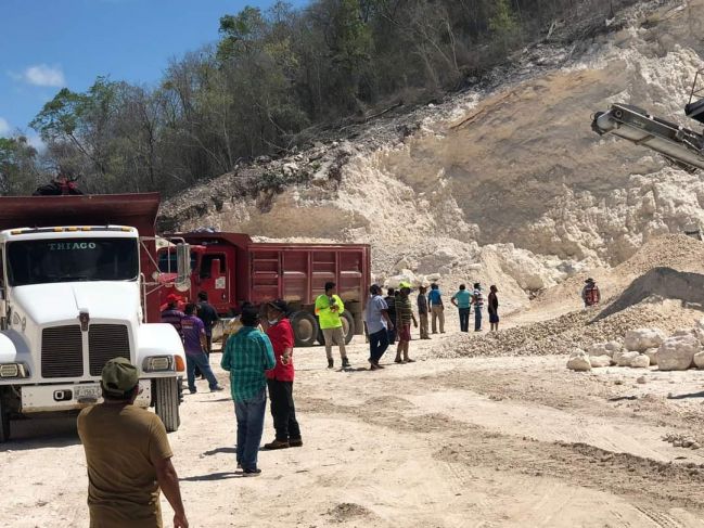 Paran extracción de material para Tren Maya en Hecelchakán por adeudos a ejidatarios