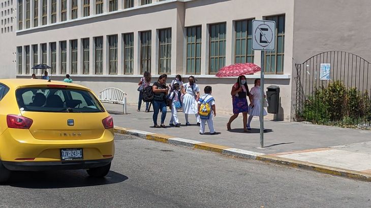 La Jornada Maya | Campeche | Gabriel Graniel Herrera | Padres de familia de Carmen piden recortar ciclo escolar ante ola de calor