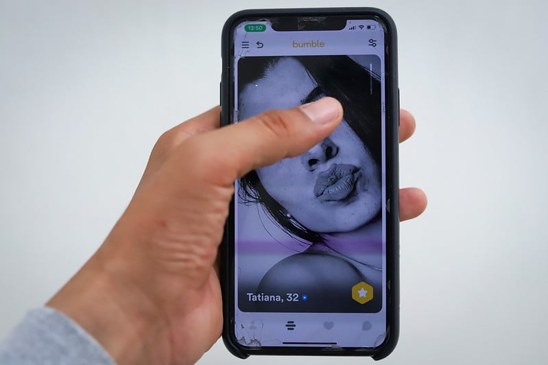 Violencia digital, de las principales problemáticas actuales de las mujeres de QRoo