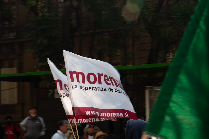 Denuncian al líder de Morena en Carmen por provocar divisiones dentro del partido