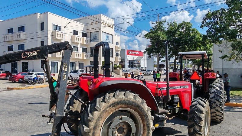 Convocan a marcha de tractores menonitas desde Hopelchén hasta la capital campechana