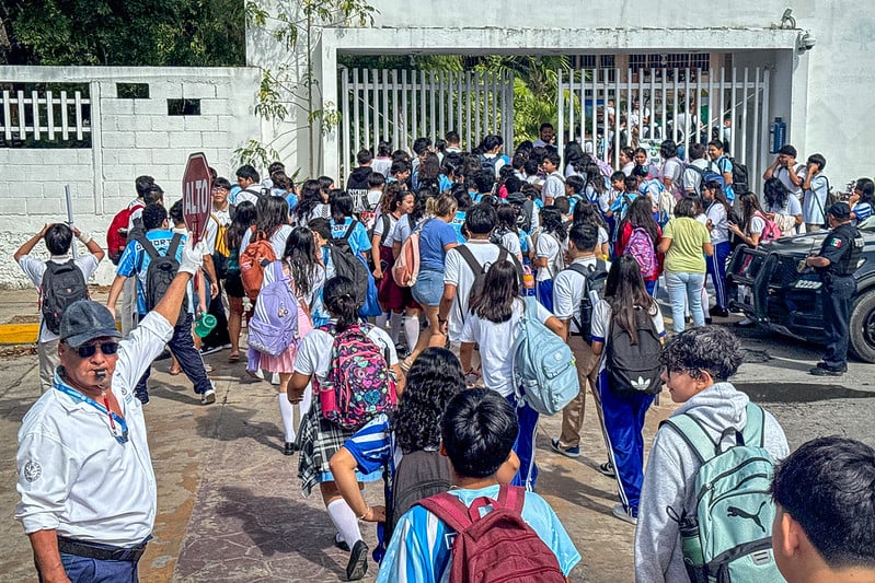 Más de 300 mil estudiantes regresan a las aulas en Quintana Roo