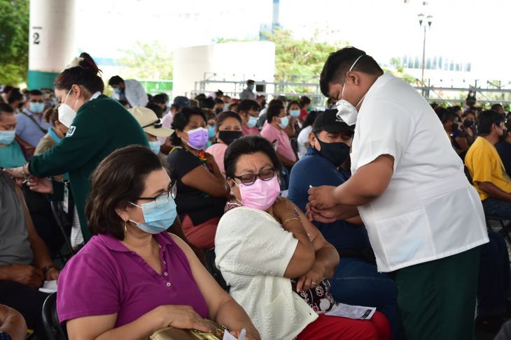 Este jueves comienza vacunación a mayores de 40 años en Mérida