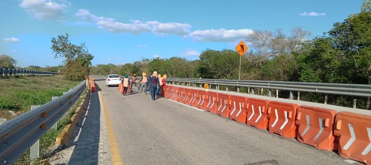 Cierran tramo de la Mérida-Campeche por obras de viaducto para el Tren Maya