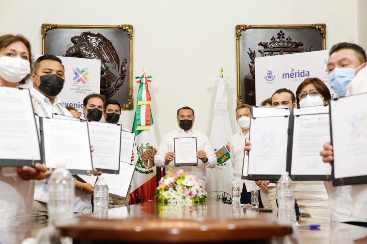 Alcaldes metropolitanos firman convenio para mejorar calidad de vida en Yucatán