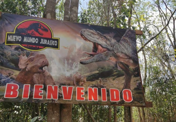 La Jornada Maya | Yucatán | Juan Manuel Contreras | El Cuyo busca albergar  el parque jurásico ''más grande de México''