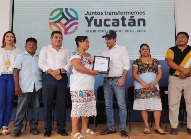Yucatán: Entregan apoyos a mujeres de comunidades para impulsar su autonomía