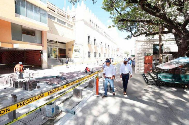 Vila supervisa avances del Corredor Turístico y Gastronómico de la calle 60 de Mérida