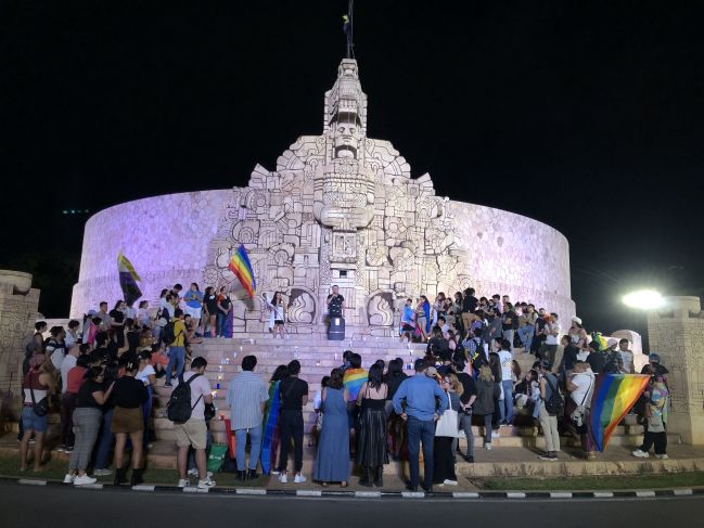 Un corazón de luz para despedir a Ociel Baena en Mérida