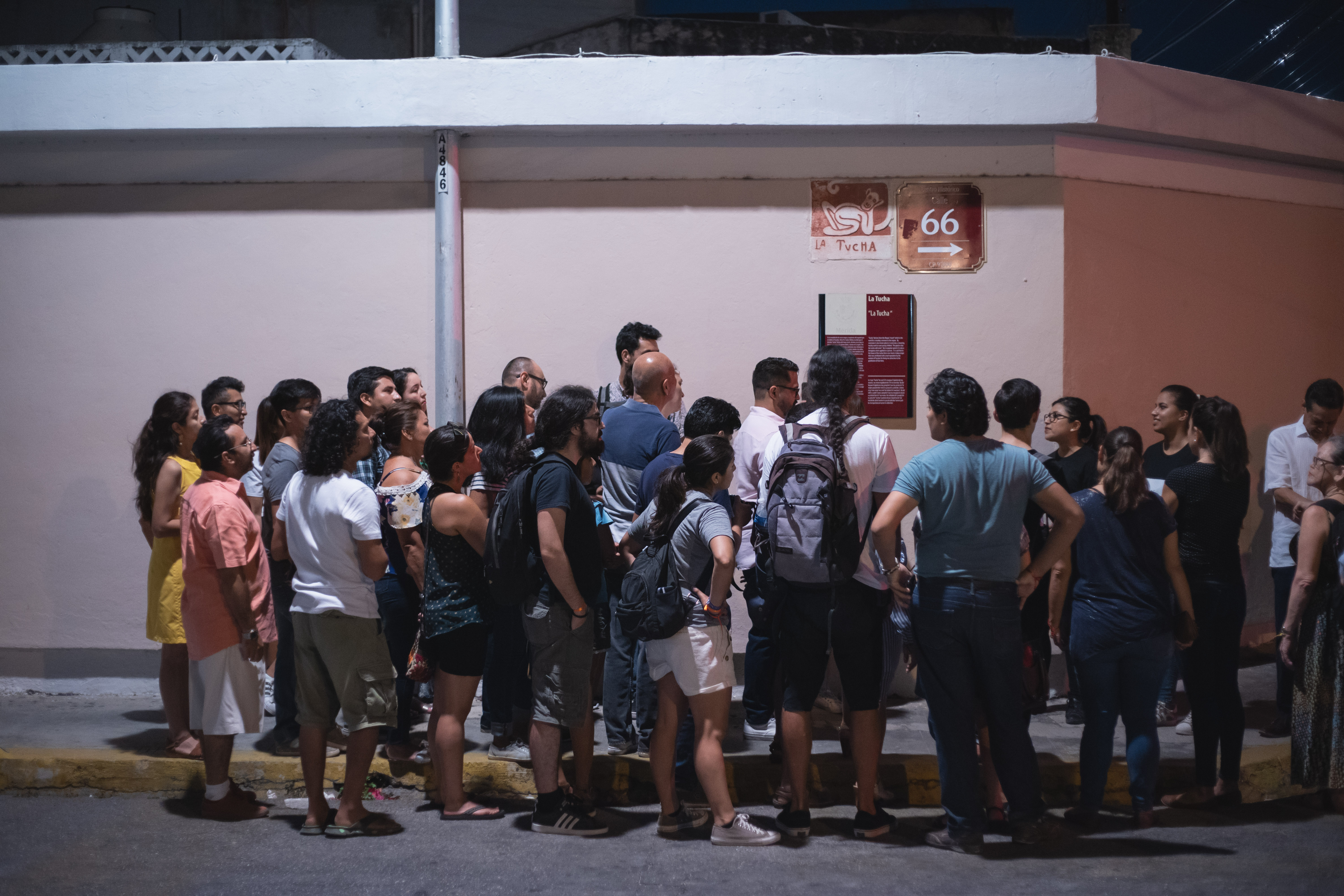 Suburbios de Mérida alista noche de esquinas para la Víspera de la Noche Blanca