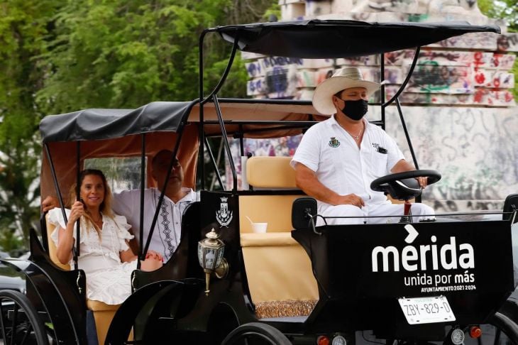 Calesas eléctricas de Mérida comenzarán a dar servicio en 15 días: Cecilia Patrón