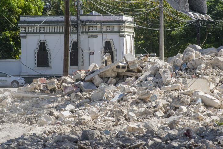 Donde hubo casas, ahora sólo escombros: Así quedó La Plancha tras la demolición