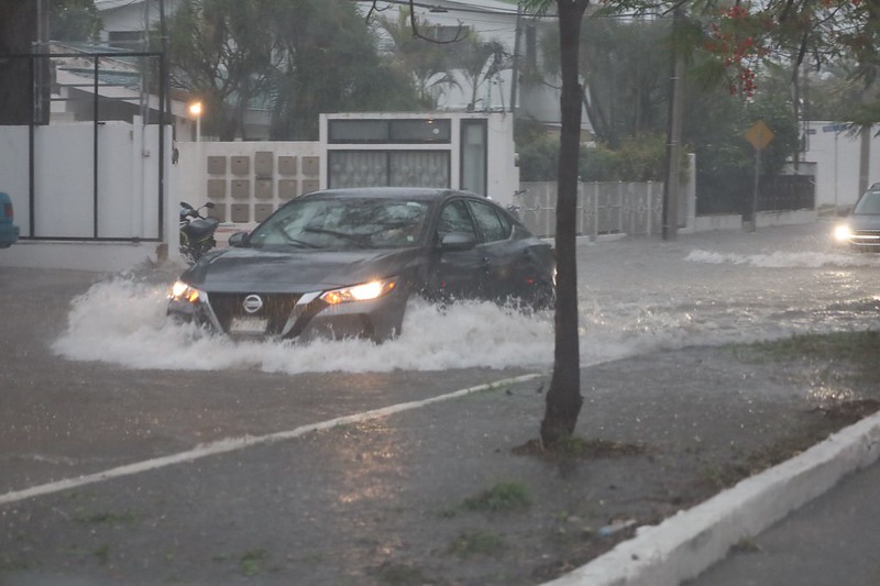 Si no sabes qué hacer en el caso de que se inunde tu coche por las lluvias, aquí te damos soluciones